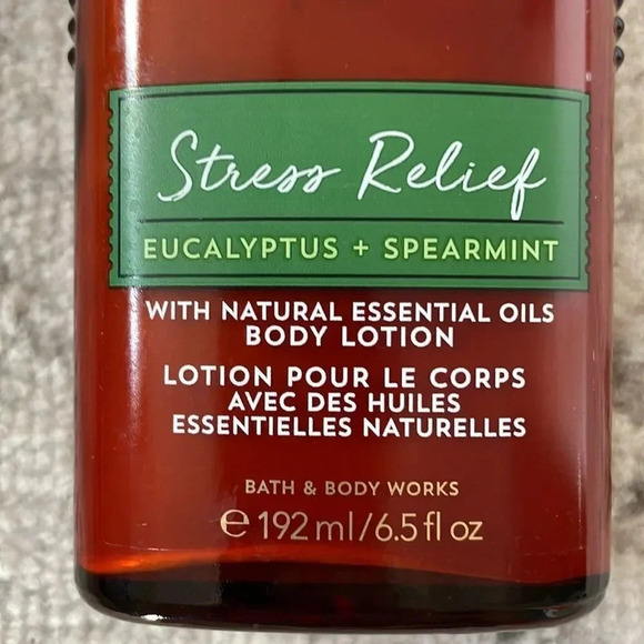 🔥4/$20 Bath and Body Works Aromatherapy Stress Relief  Cream - Picture 5 of 7